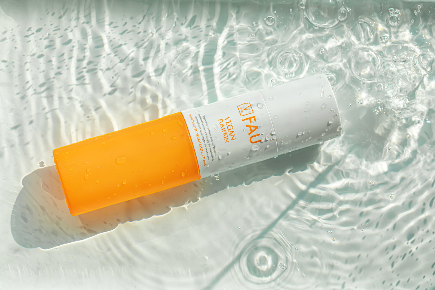 SHINY PUMPKIN VEGAN ESSENCE TONER