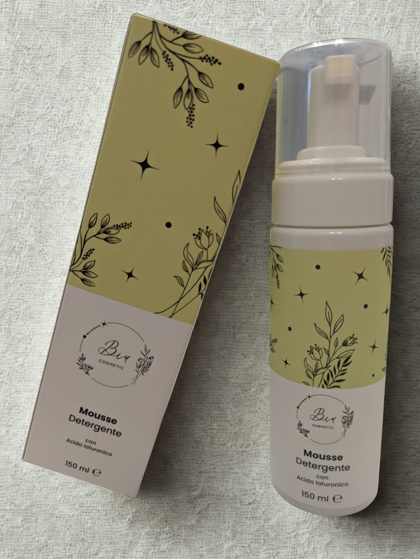 Mousse Detergente con Acido Ialuronico